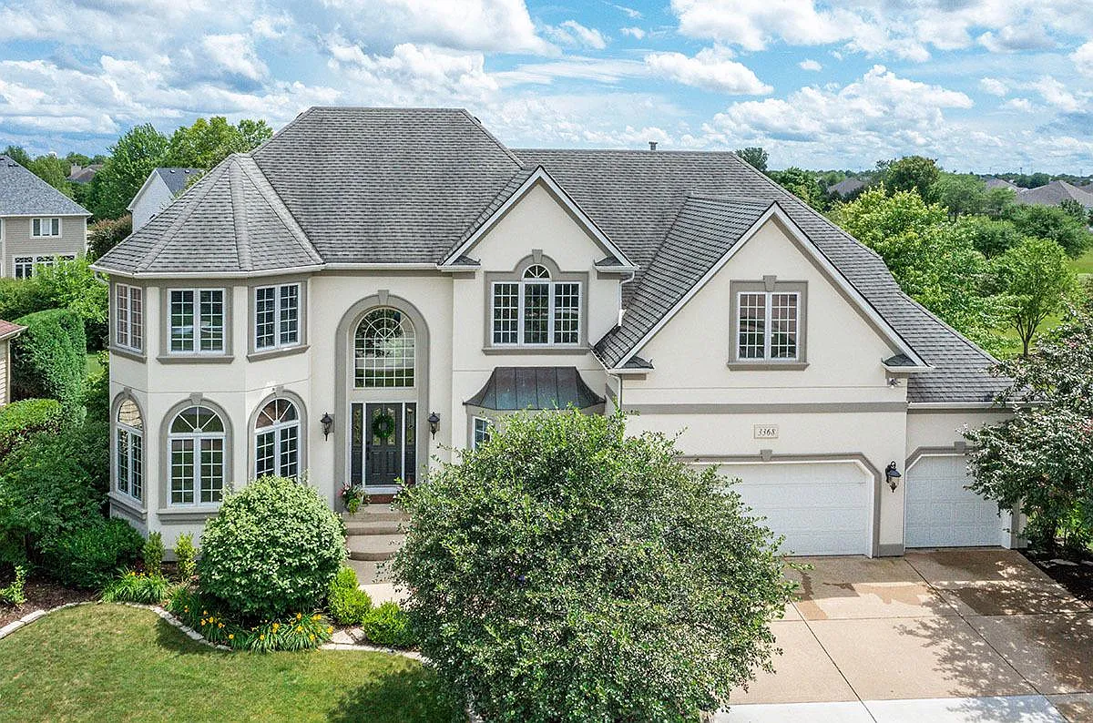 3368 White Eagle Dr photo 1