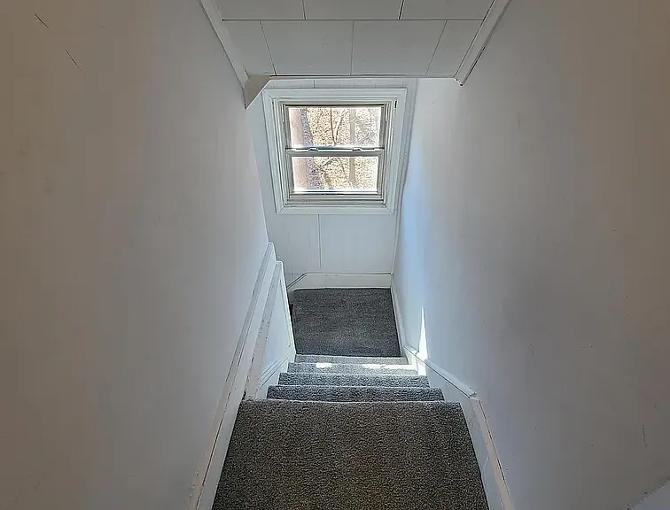 26 Clinton St — Photo 13