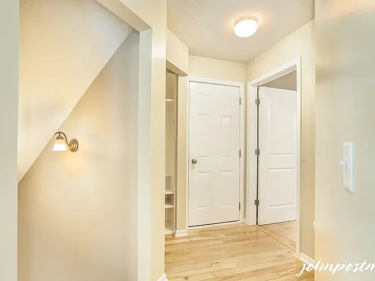3628 Long Grove Dr SE — Photo 3