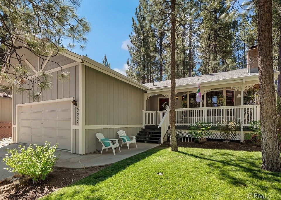 1st image of 900 Mountain Ln