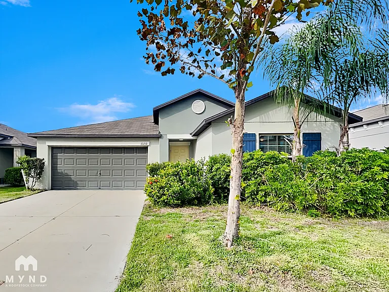 10210 Bright Crystal Ave — Photo 2