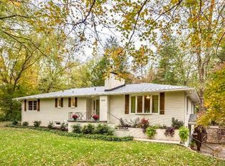 5709 Crestwood Dr, Knoxville, TN 37914