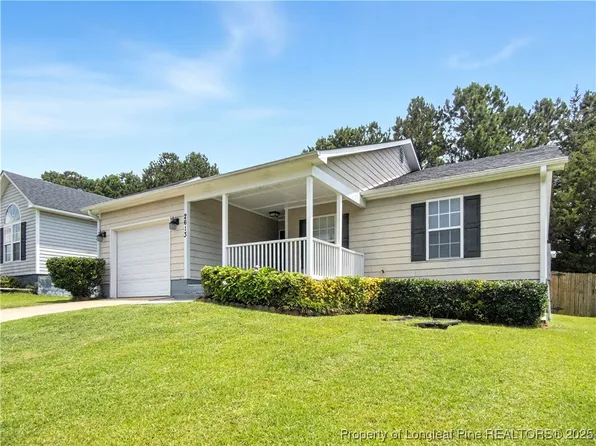 2613 Cameron Woods Ln, Fayetteville, NC 28306