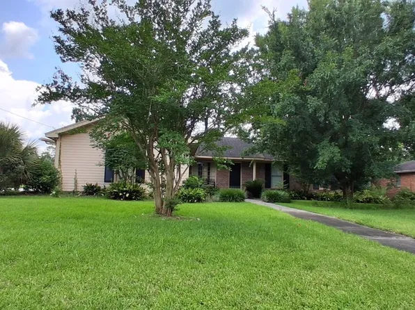 109 Brookview Ter, Valdosta, GA 31605