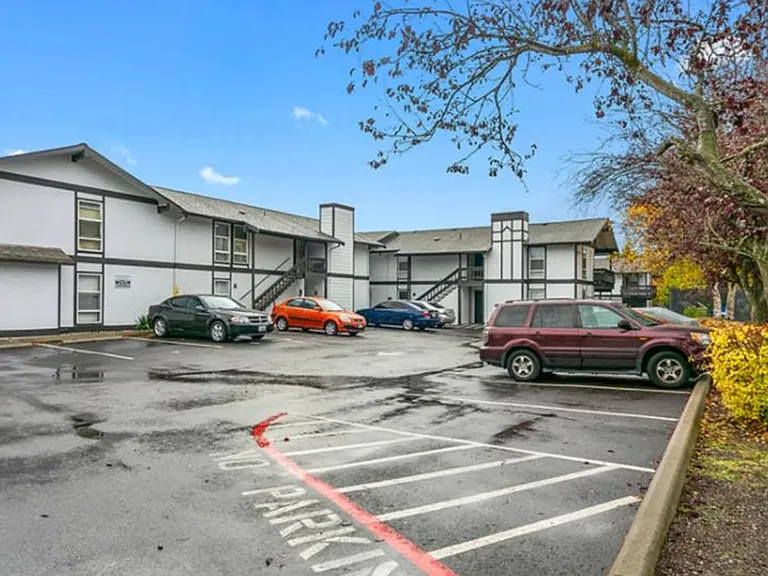 Arden Park Apartments — Photo 14