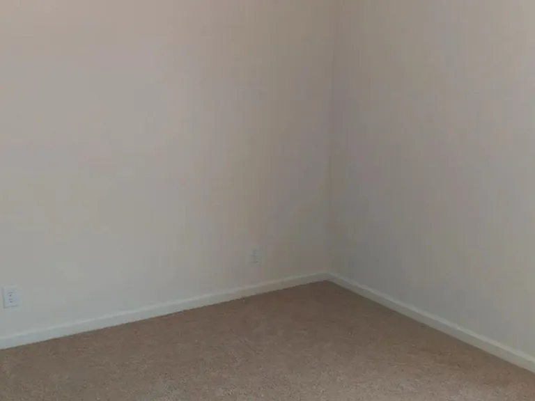 2111 Rutherford Dr — Photo 10