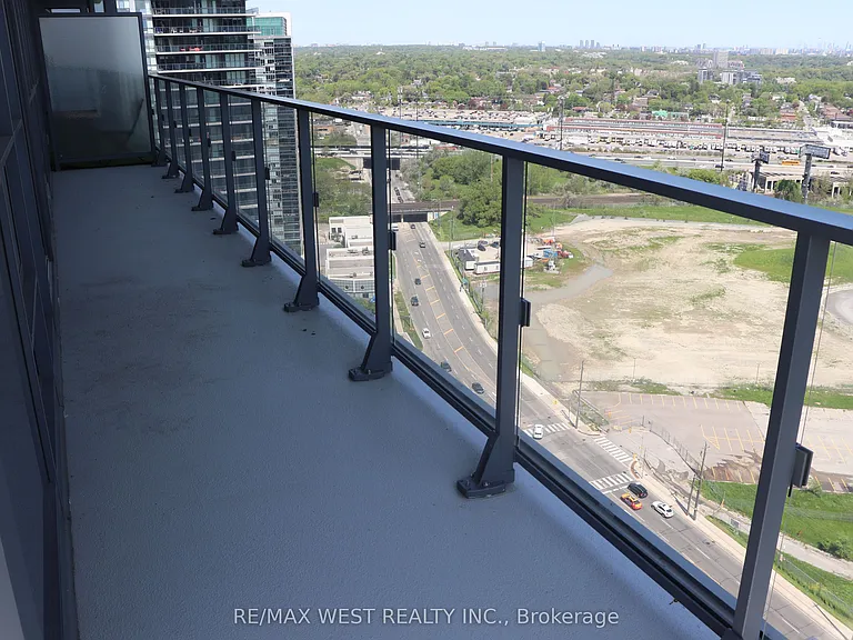 2212 Lake Shore Blvd W #3301 — Photo 25