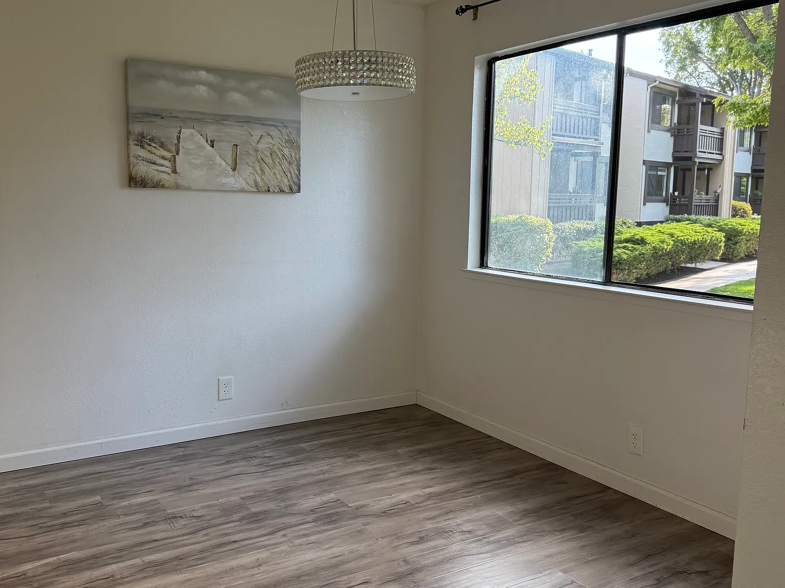 2 bed, 1030 sqft, $4,995 — Photo 4
