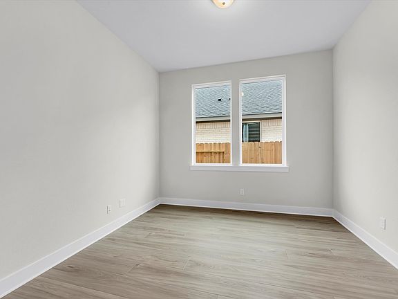 9611 Starry Eyes Lane