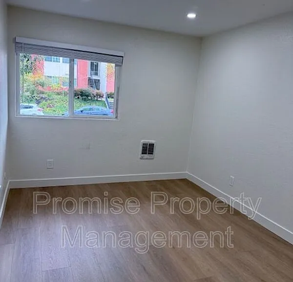 1737 Bayview Heights Dr #46 — Photo 8