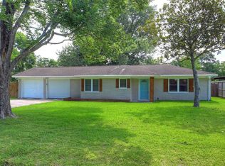 507 Steele Rd, Highlands, TX 77562