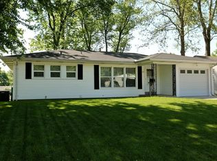 20 Glynn Dr, Florissant, MO