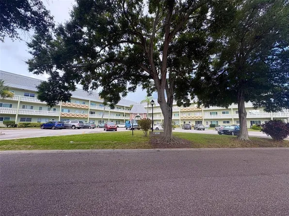 2459 Columbia Dr APT 69, Clearwater, FL 33763