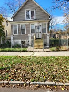 (Undisclosed Address), Chicago, IL, 60628