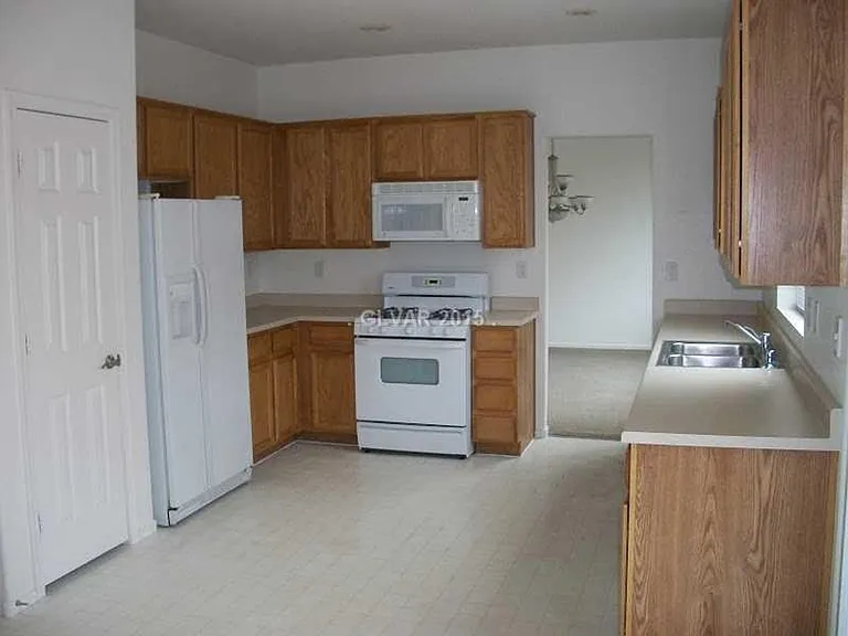 5519 Amy Lynn St — Photo 10