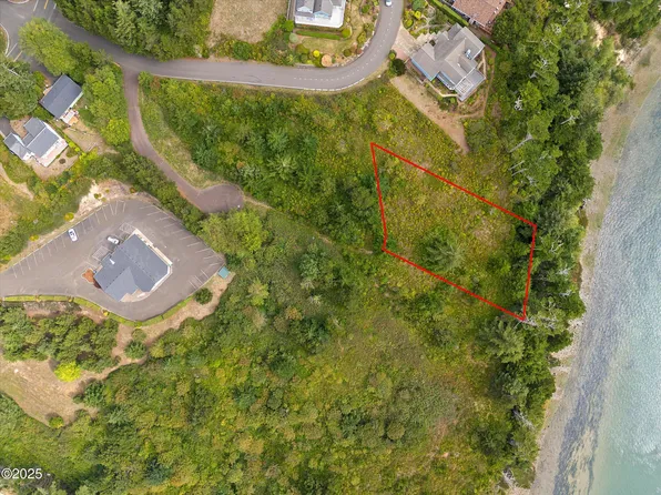 1000 NW Highland Dr #Tl-4001, Waldport, OR 97394