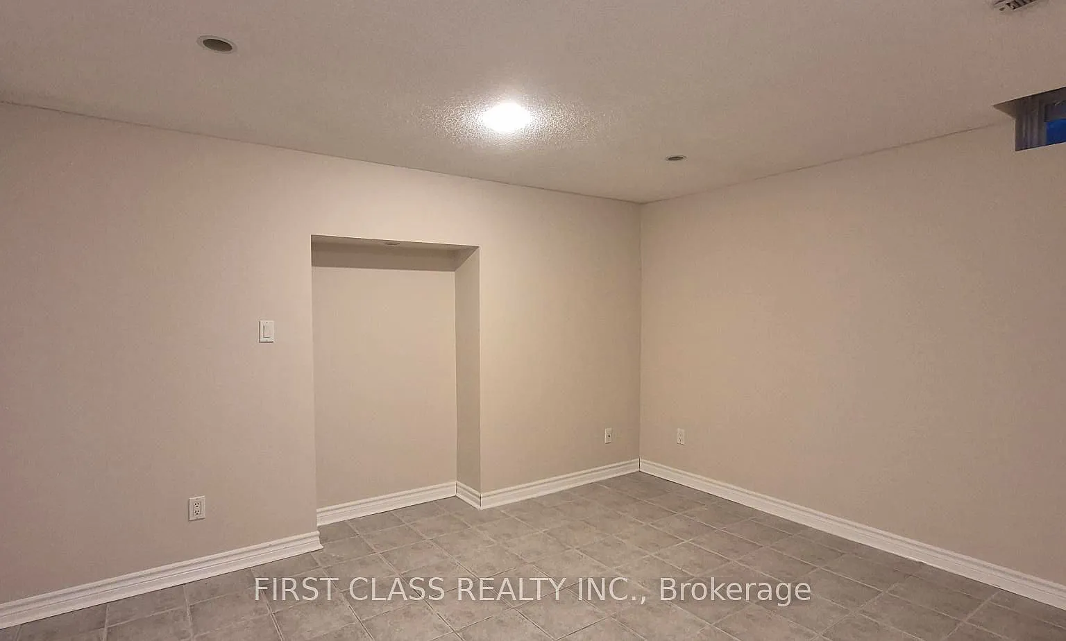1 bed, $1,100 — Photo 1