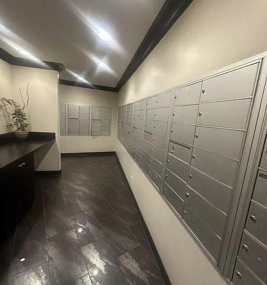100 S Doheny Dr #213 — Photo 49
