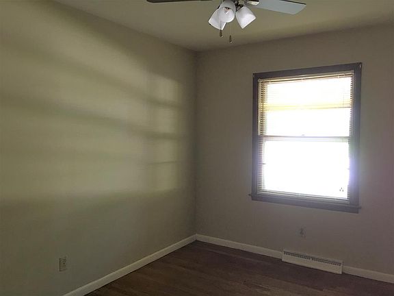 5th image of 323 Newell Ave