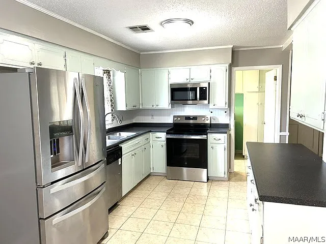 1206 Cedric Ct — Photo 5