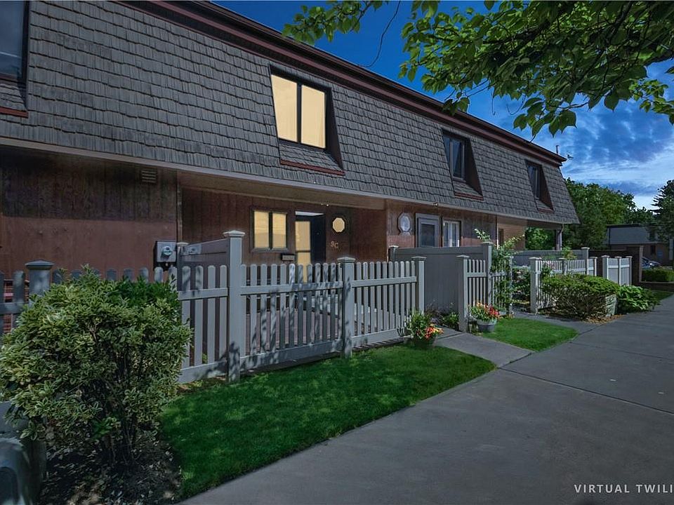 1st image of 9 Heritage Drive #C