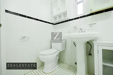 Rented by ZealEstate Group Inc