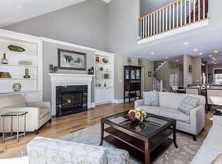 7 Graystone Cir, Winchester, MA 01890