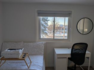 1015 Upper Gage Ave #12, Hamilton, ON L8V4L2