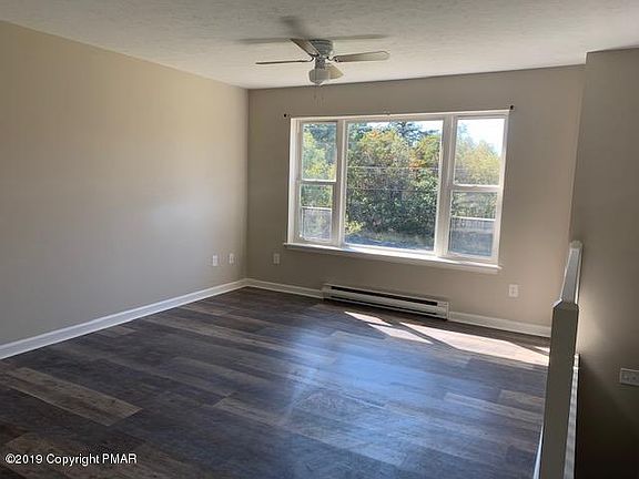 4th image of 1642 Clover Rd