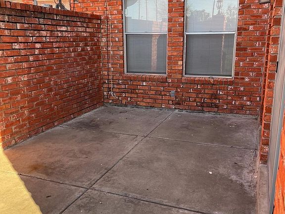 2nd image of 2601 Treasure Hills Blvd APT 1