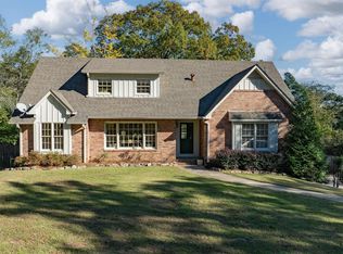 4221 Caldwell Mill Rd, Birmingham, AL 35243