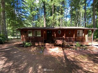 11923 Maple Pl, Anderson Island, WA 98303