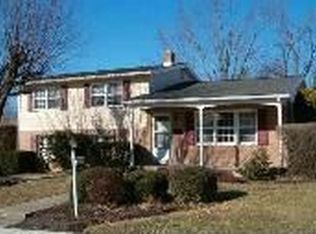 4606 Surrey Rd, Harrisburg, PA 17109