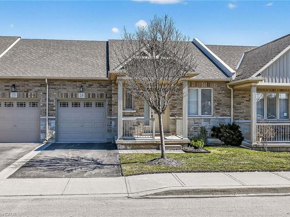 18 Ecker Ln, Hamilton, ON L0R 1C0