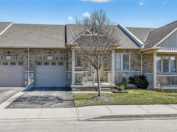 18 Ecker Ln, Hamilton, ON L0R 1C0