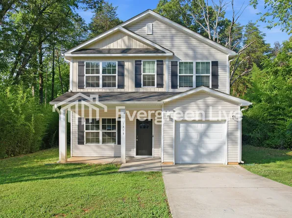1315 Doby Springs Dr, Charlotte, NC 28262