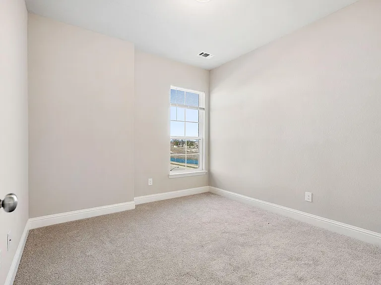 2041 Layla Dr — Photo 17