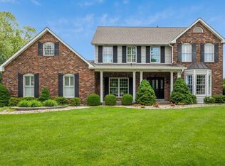 560 Malinmor Dr, Weldon Spring, MO 63304