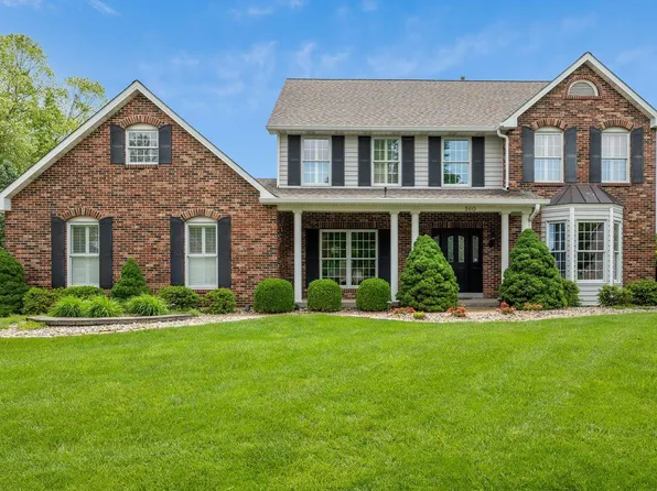 560 Malinmor Dr, Weldon Spring, MO 63304