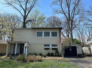 51 Waverton Dr, Saint Louis, MO 63124