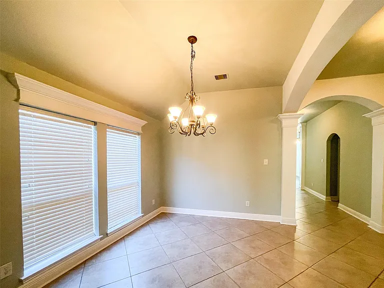 854 Skyspring Ln — Photo 18