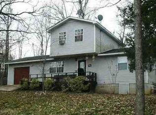 410 N College St, Yellville, AR 72687