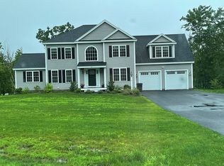 85 Turner Farm Rd, Uxbridge, MA 01569