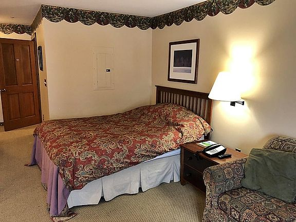 4th image of 33 Allegheny Springs Ln #235