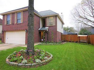 2206 Saint James Pl, Pearland, TX 77581