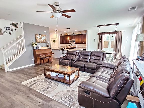 3rd image of 5355 Sable Wood Ln