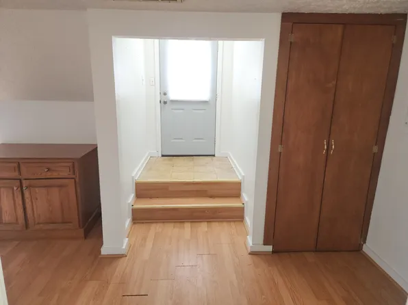 124 E Main St APT C, Plain City, OH 43064