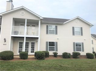 803 Moultrie Ct UNIT D, Greensboro, NC 27409