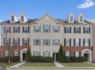 24650 Hutchinson Farm Dr, Sterling, VA 20166
