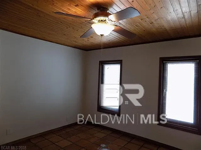 152 Lakeview Loop — Photo 8